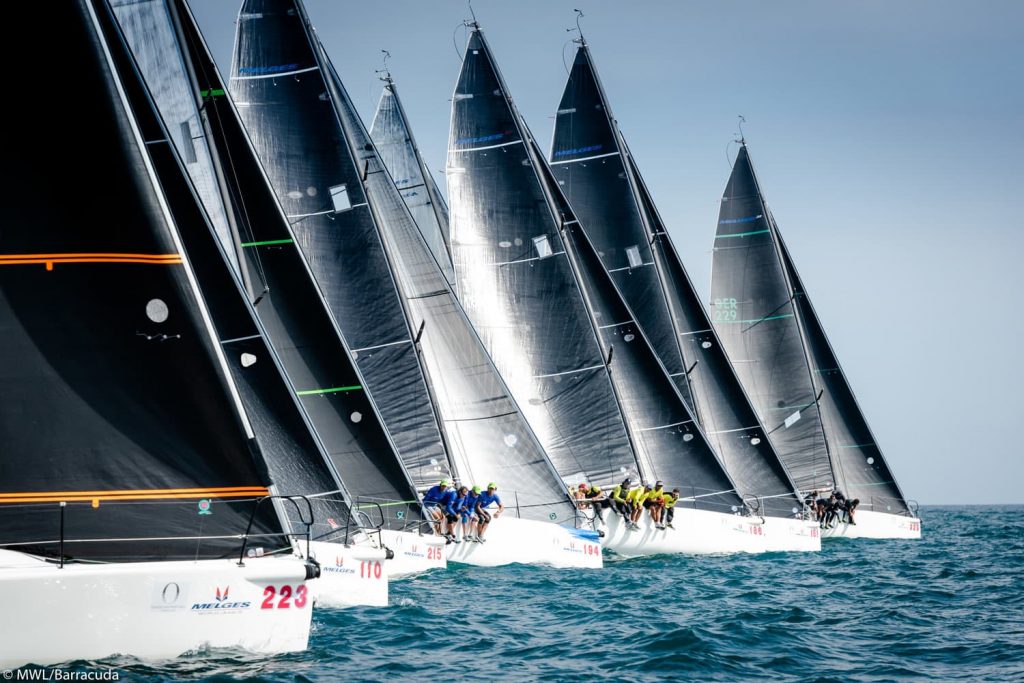 La-Pericolosa-is-the-indisputable-protagonist-of-day-two-of-racing-in-Barcelona